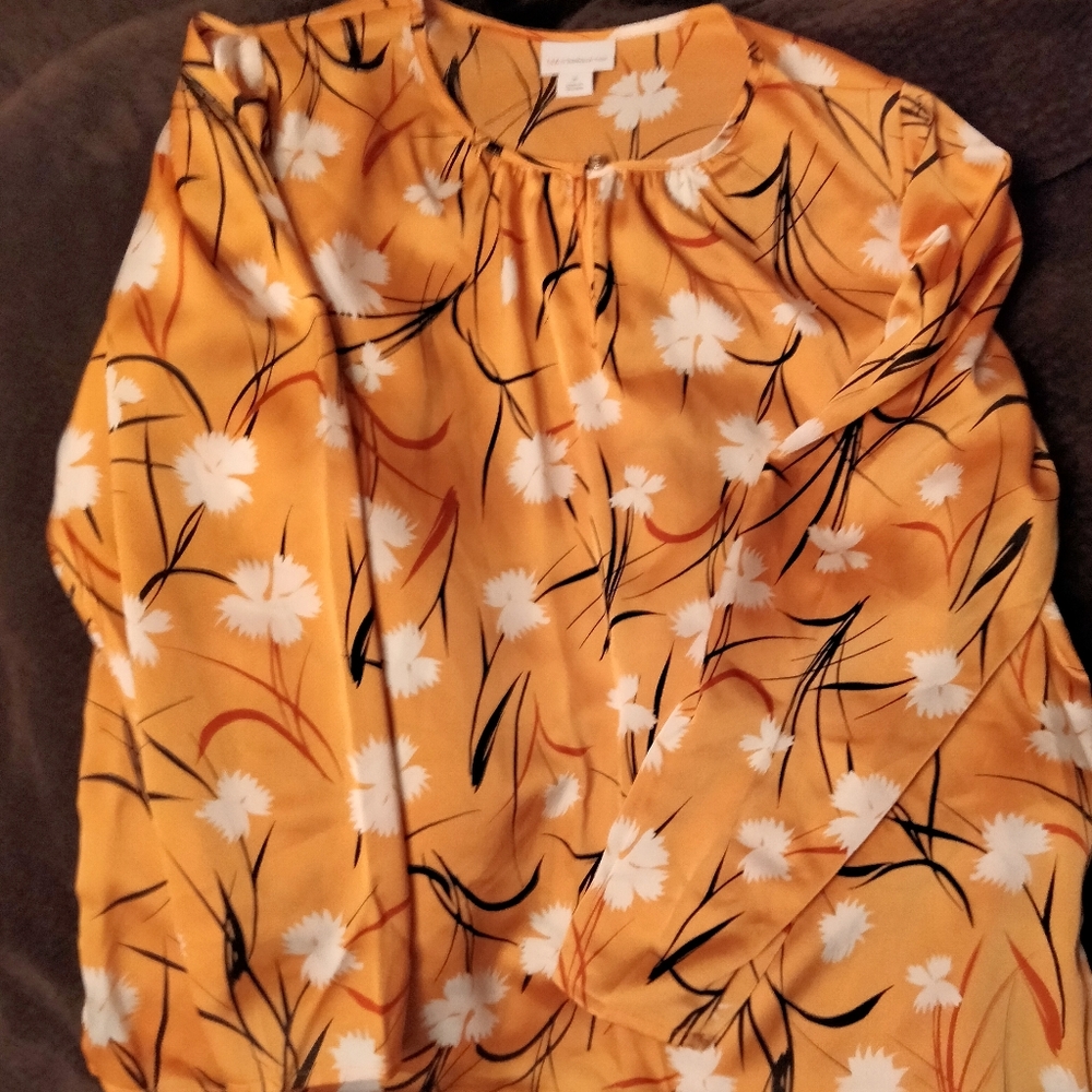 Liz claiborne top